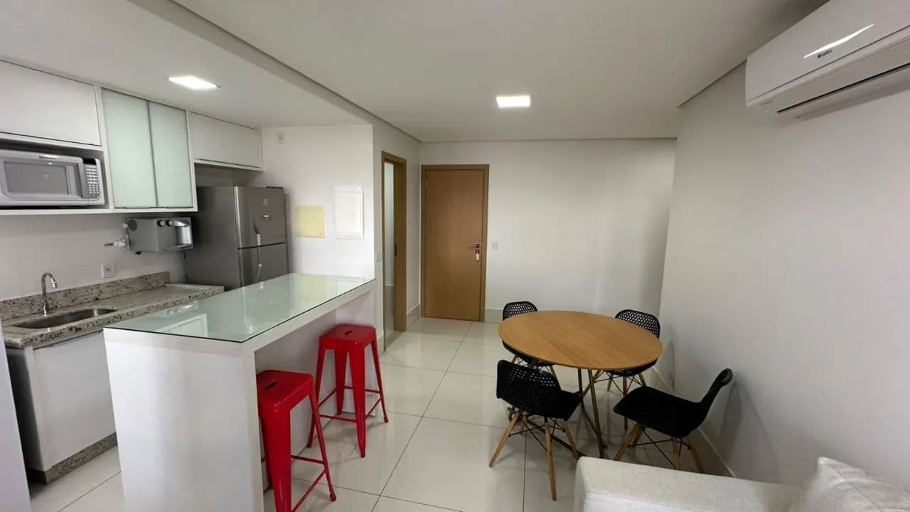 Apartamento 2 suites mobiliado no Setor Bueno