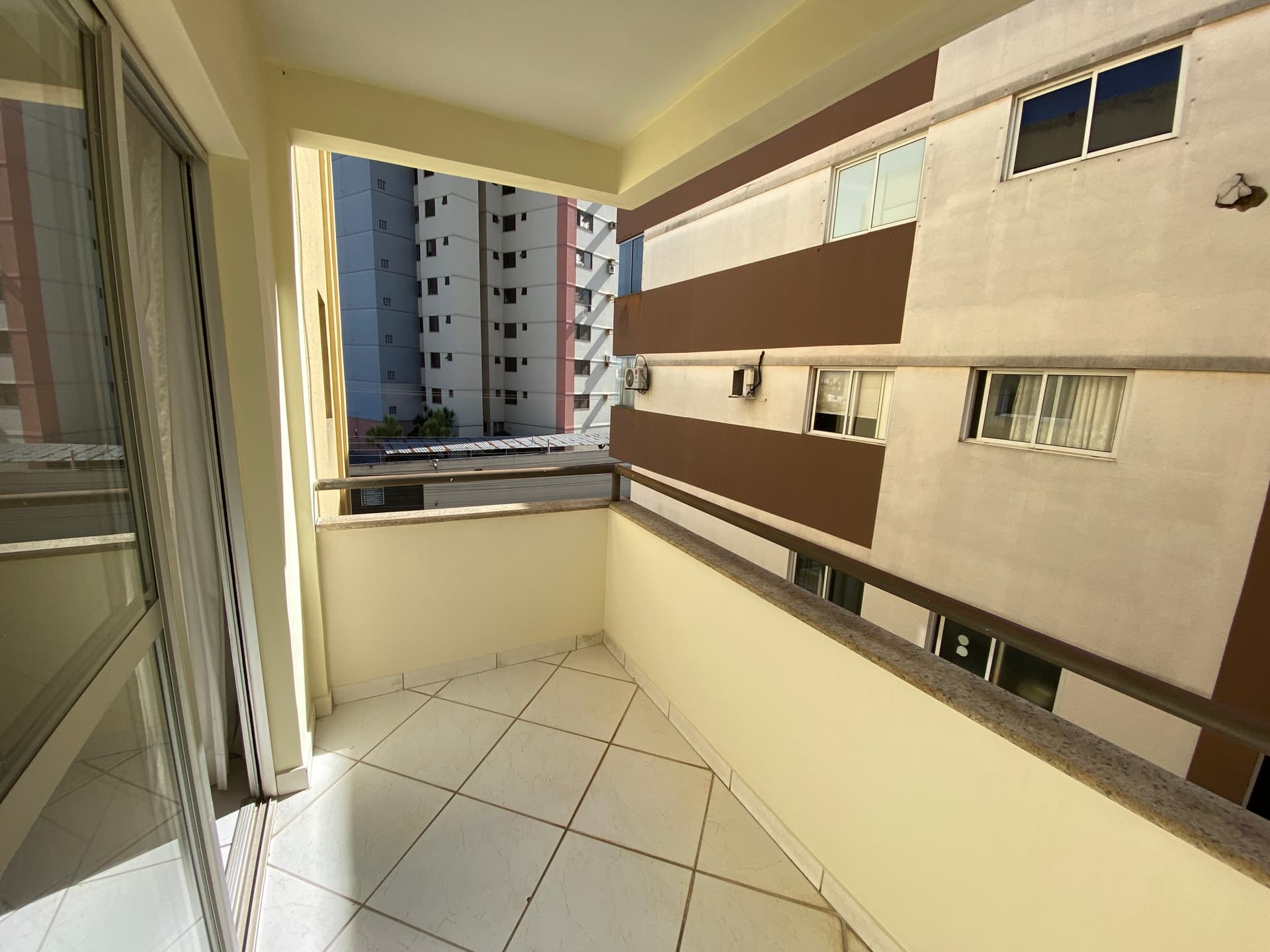 Apartamento com 03 Quartos no Setor Jardim América