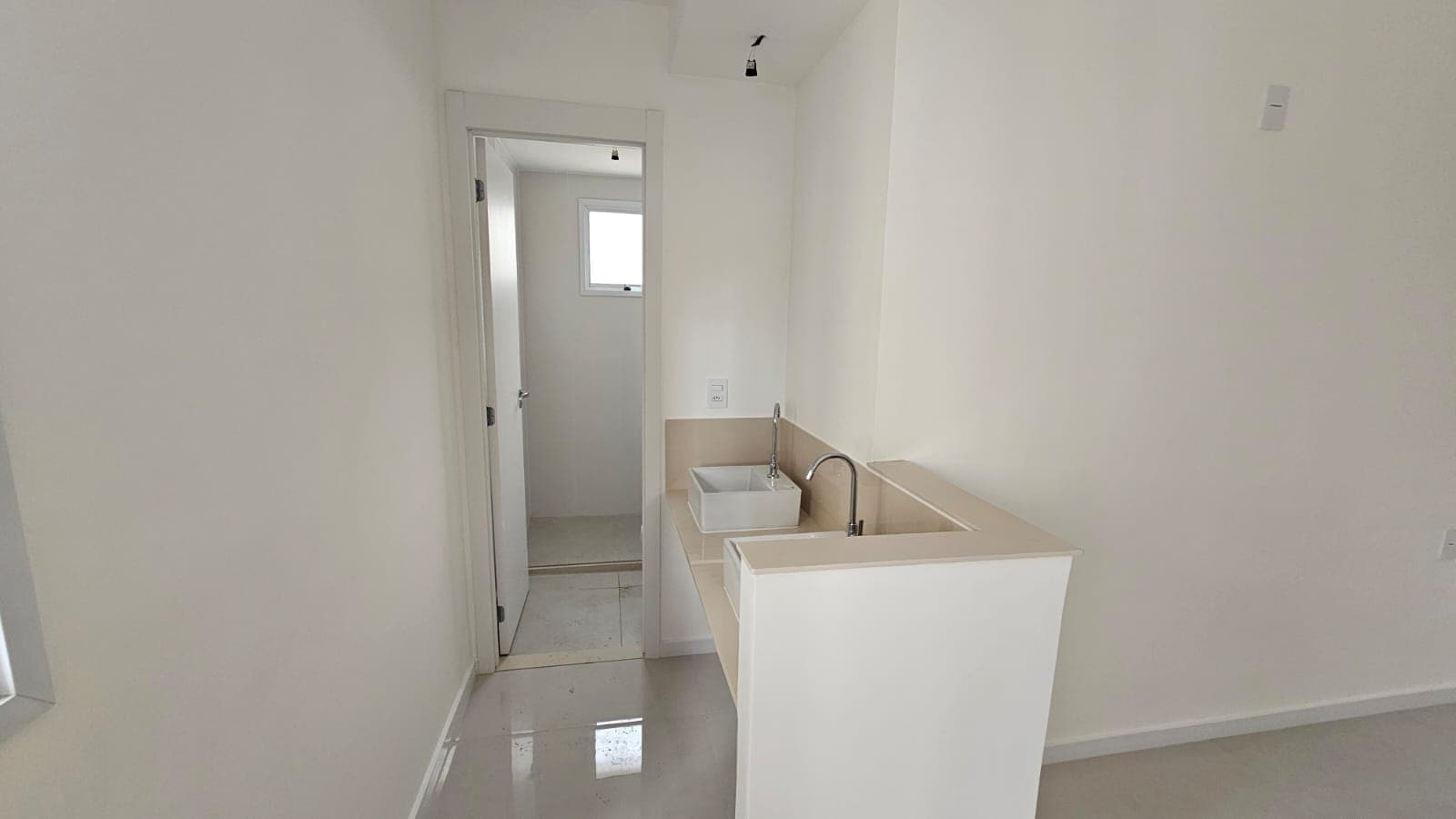 ÚNICO COM 3 VAGAS | WIDE PRAÇA DO SOL | 130 M² | 3 SUÍTES