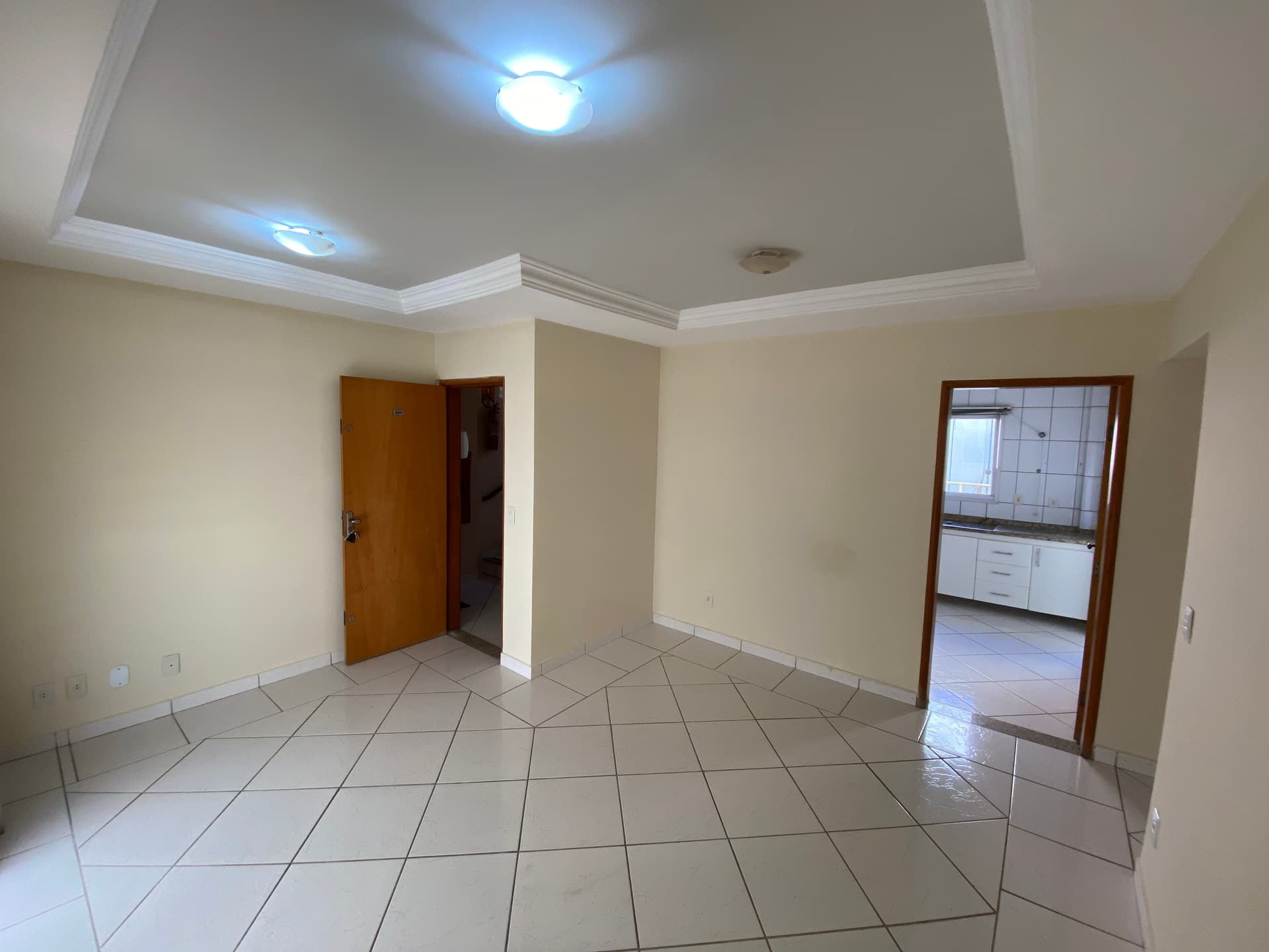 Apartamento com 03 Quartos no Setor Jardim América