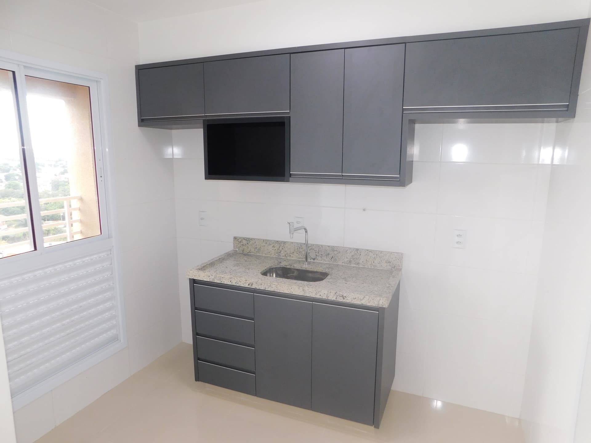 Uptown Home Ap 1002 T-02
